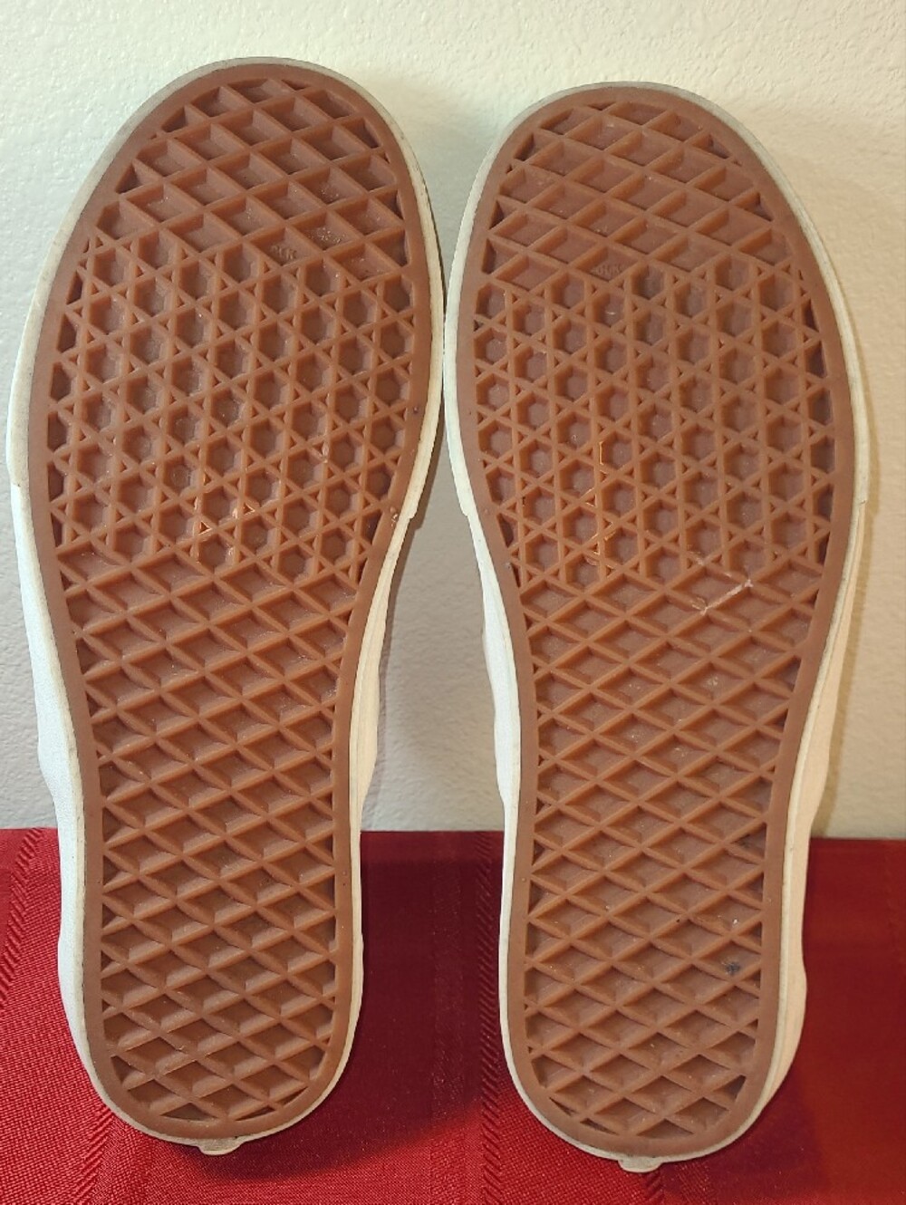 Vans All White Checkerboard Women’s Slip-On Skate Shoes Sneakers Size 8 - Picture 7 of 8